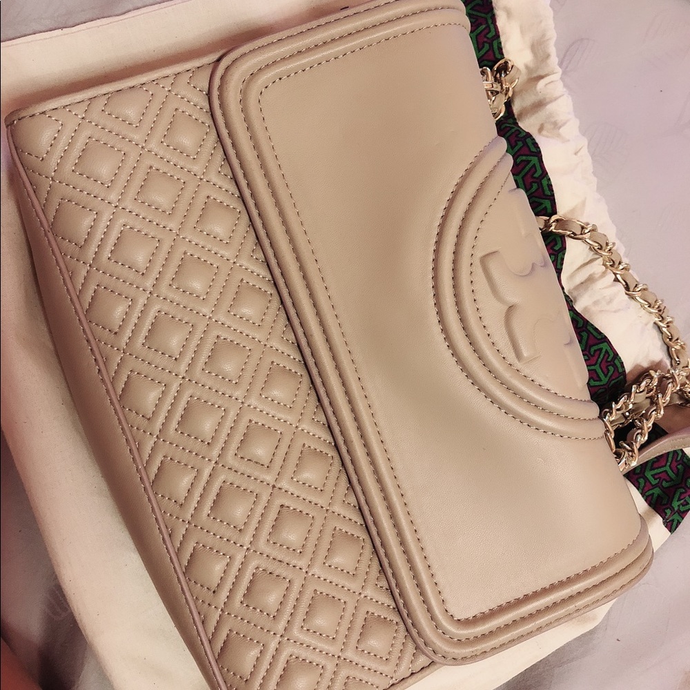 Tory Burch Fleming medium